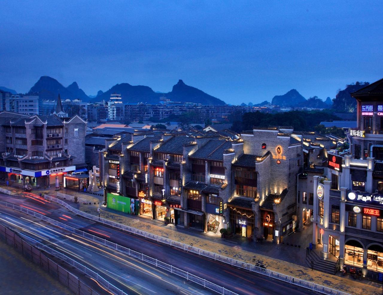 Sky Garden Inn Guilin Exteriör bild